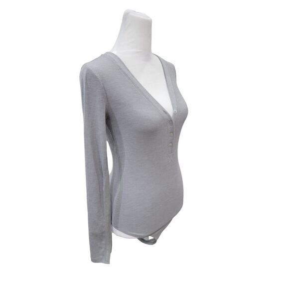 Nike Women's Dri Fit Yoga Luxe Infinalon Open Back Thong‎ Bodysuit Size XS Grey - Picture 7 of 15